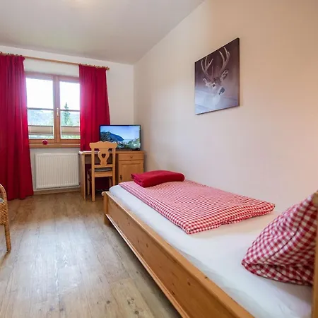 Gaestehaus Alpenhorst 3*