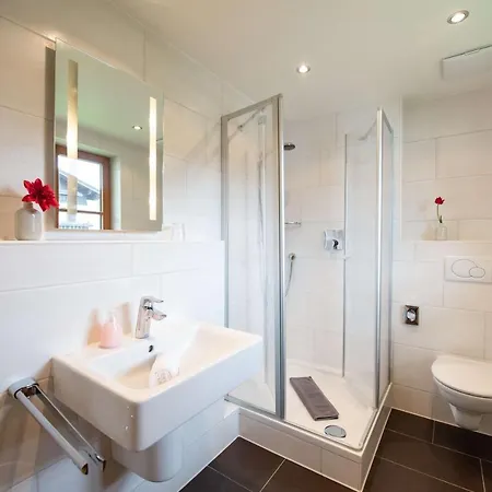 Gaestehaus Alpenhorst 3*