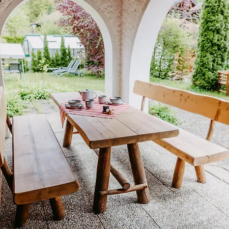 Gaestehaus Alpenhorst ゲストハウス オーベルストドルフ