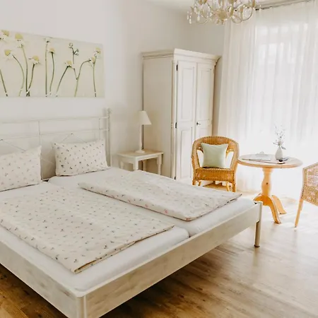 Gaestehaus Alpenhorst 3*