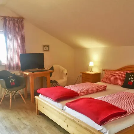 Gaestehaus Alpenhorst 3*
